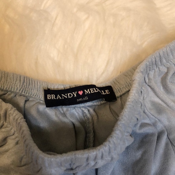 💙Brandy Melville skirt - Picture 3 of 4